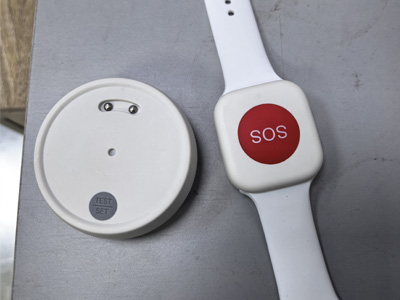 如何辦理老人緊急呼叫手環檢測報告